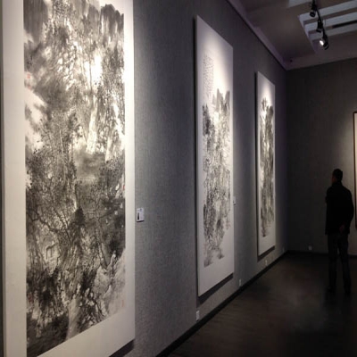 常德河街展出田绍登、付红中国画作品